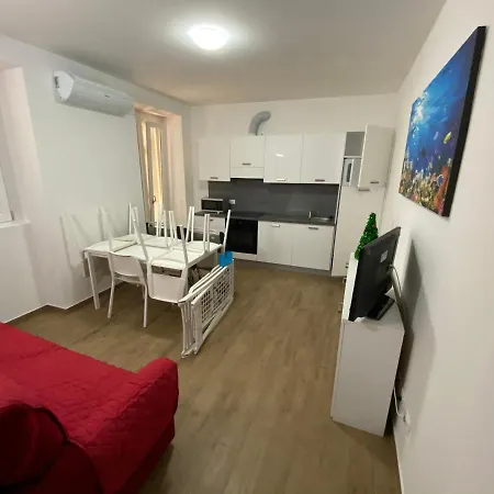 Hotel apartamentowy Canepa *