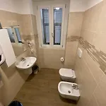 Ξενοδοχείο με διαμερίσματα Canepa 4*