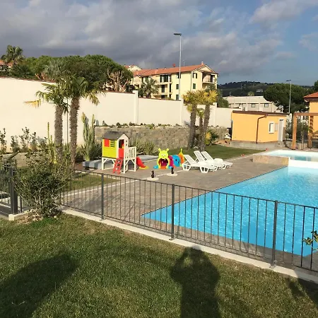 Canepa Aparthotel