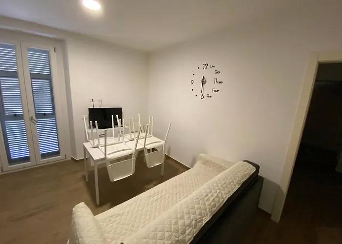 Canepa Lägenhetshotell 4*